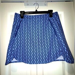 Vineyard Vines Printed Skort Cross Tulip Blue Size 8. Never worn